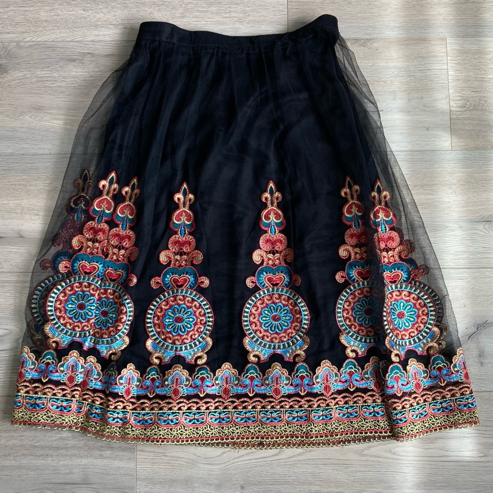 Forever 21 Mesh Ornate Embroidered Tulle Skirt